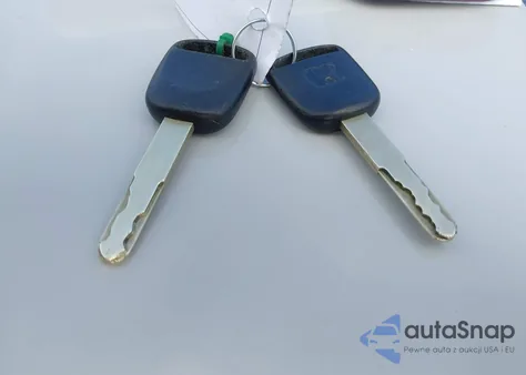 2004 Honda Odyssey Ex-L from USA, damaged, VIN 5FNRL18924B064040